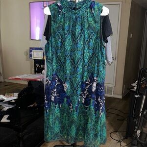Roz & Ali Blue and Green Patterned Dress